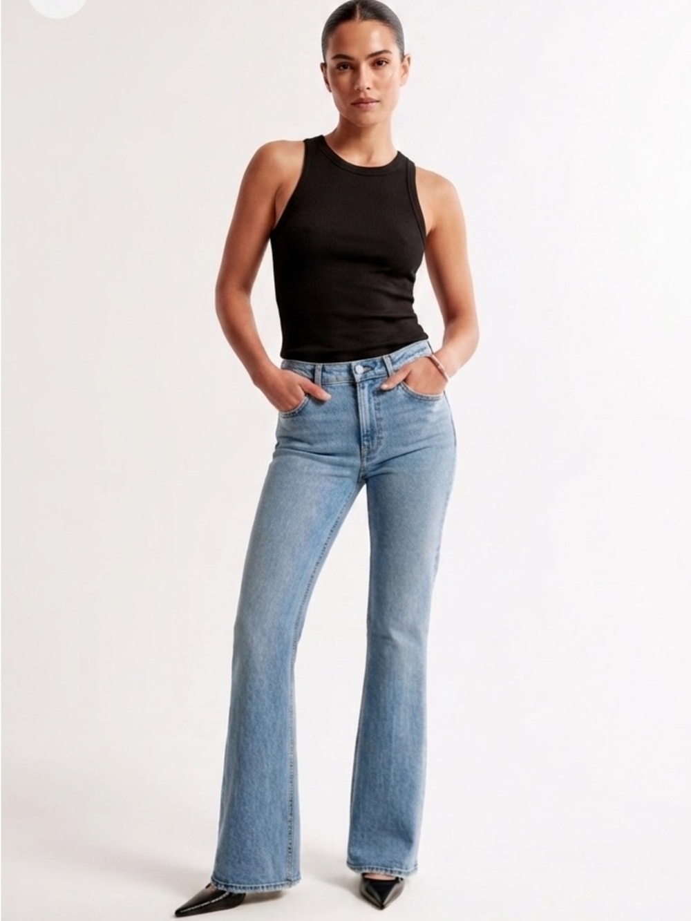 Abercrombie and Finch high-rise the vintage flair size 28 short curve love jeans